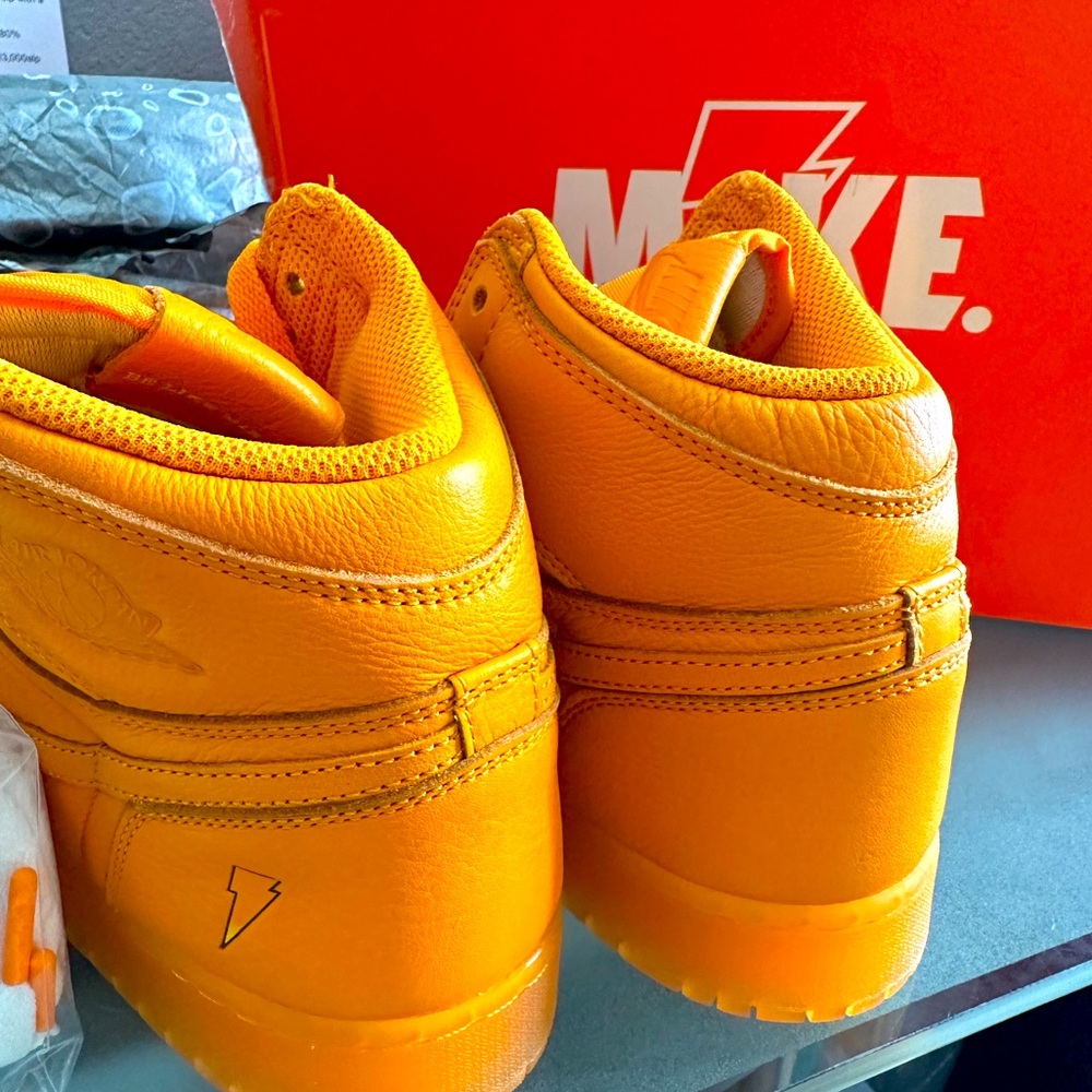 Air Jordan 1 RET HI Orange Peel sneakers - Picture 5 of 11